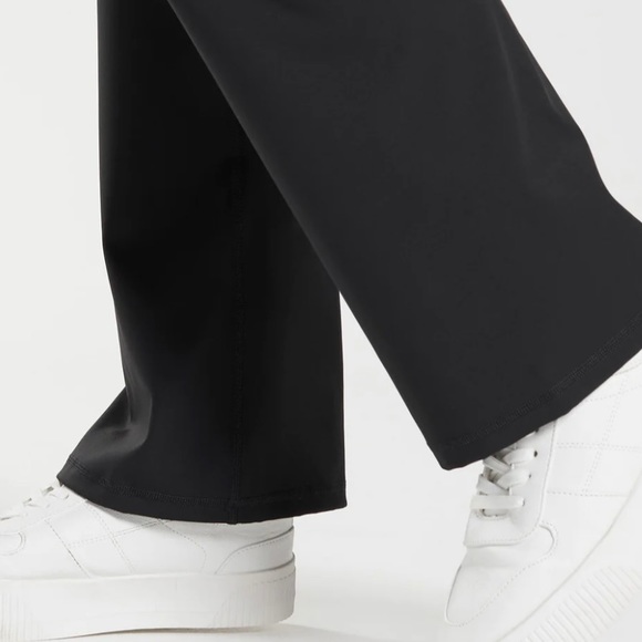 Gymshark elevated flare leggings - Picture 4 of 7